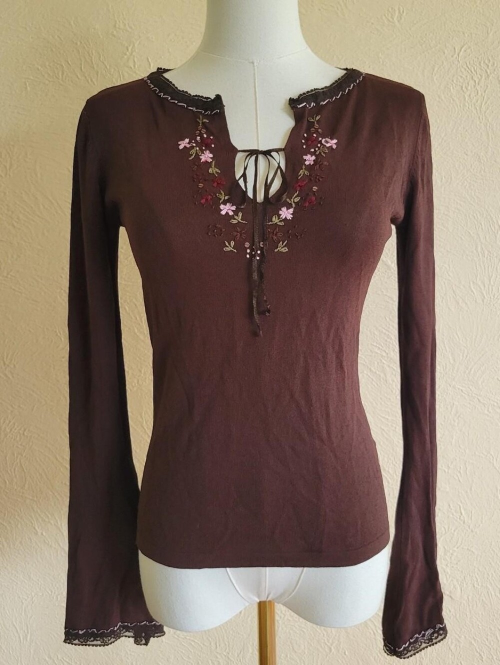 Mosaic | Brown Embroidered Flare Sleeve Tie V-Neck Top